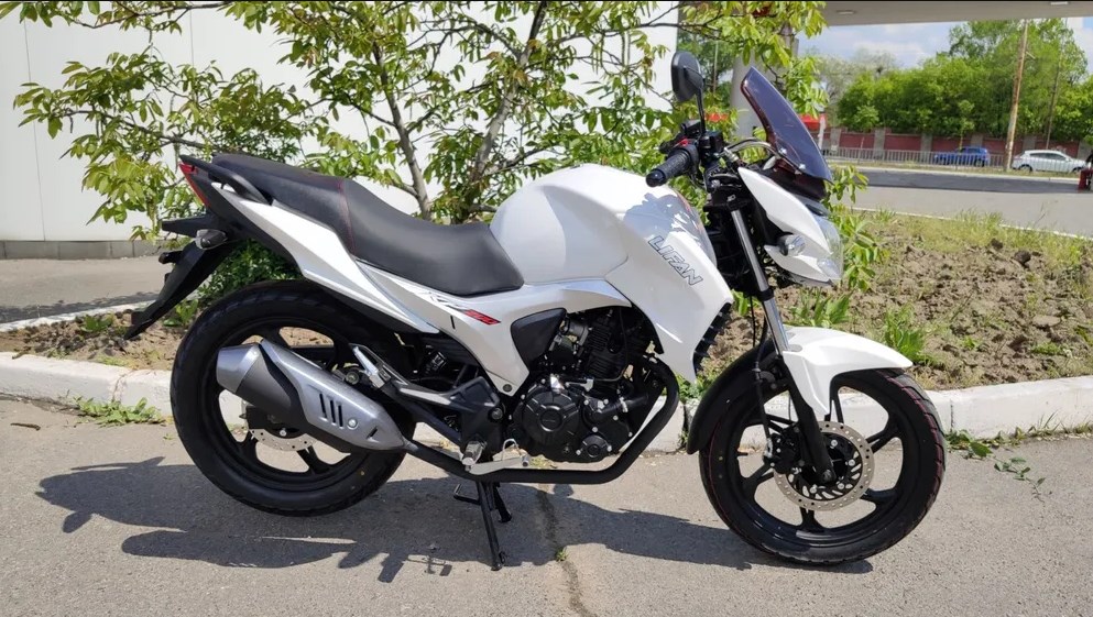 لیفان KPS 200