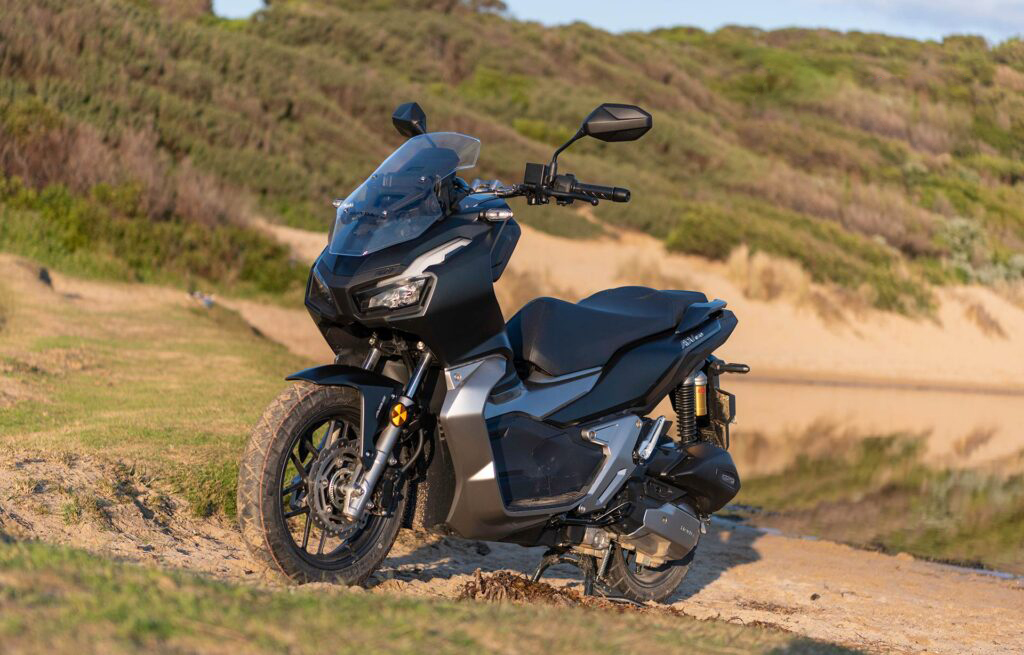 هوندا ADV 150
