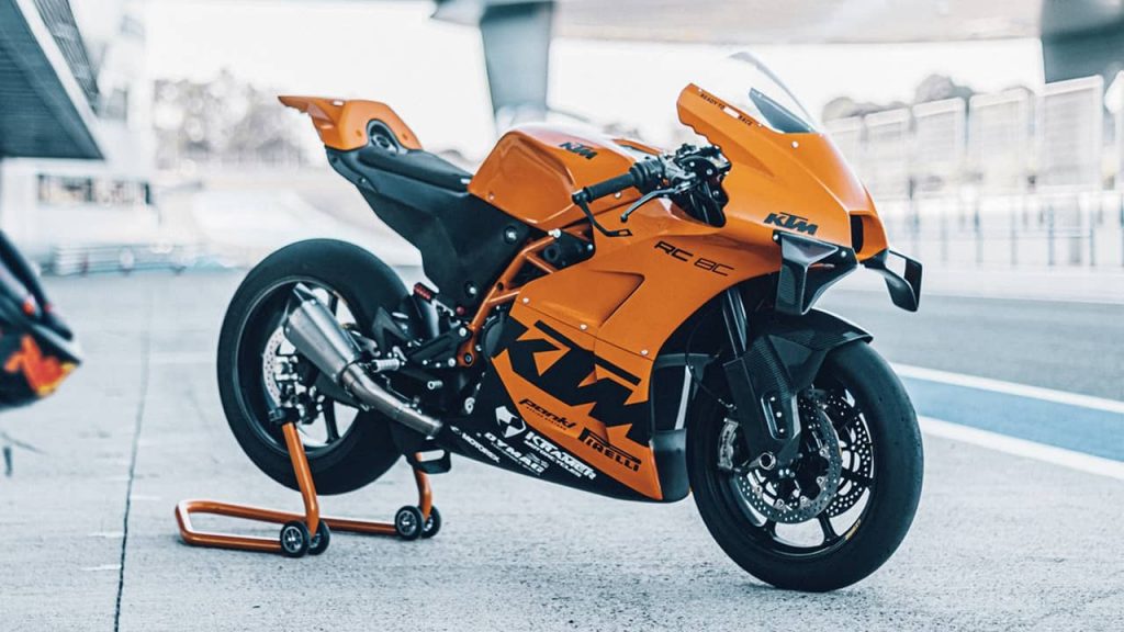 کی تی ام RC 250
