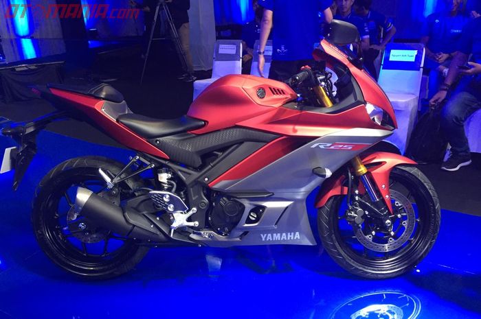 Yamaha r25